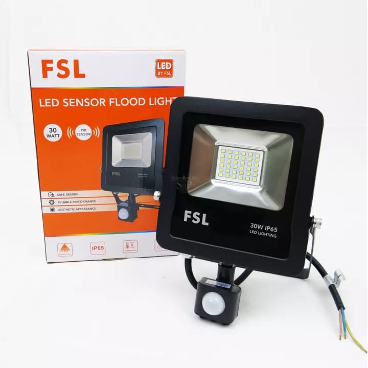 Outdoor Floodlight 30W Refletor SMD LED FloodLight Searchlight Daylight With PIR Motion Sensor Waterproof Wall Garage Stadium, football Field Light Waterproof Flood Light