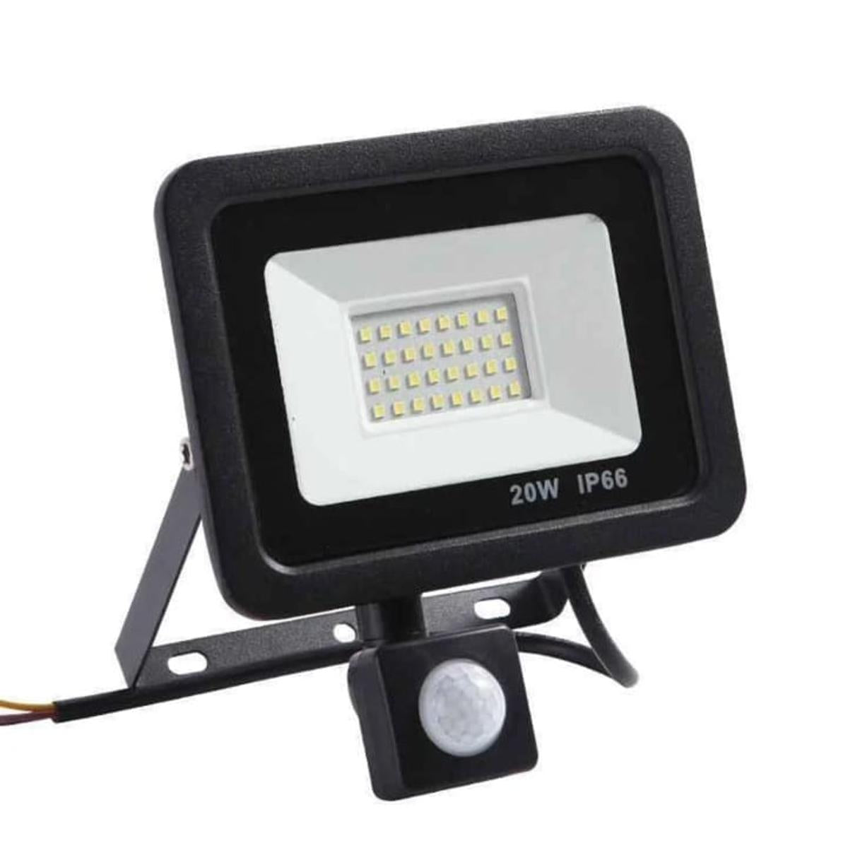 Outdoor Floodlight 30W Refletor SMD LED FloodLight Searchlight Daylight With PIR Motion Sensor Waterproof Wall Garage Stadium, football Field Light Waterproof Flood Light