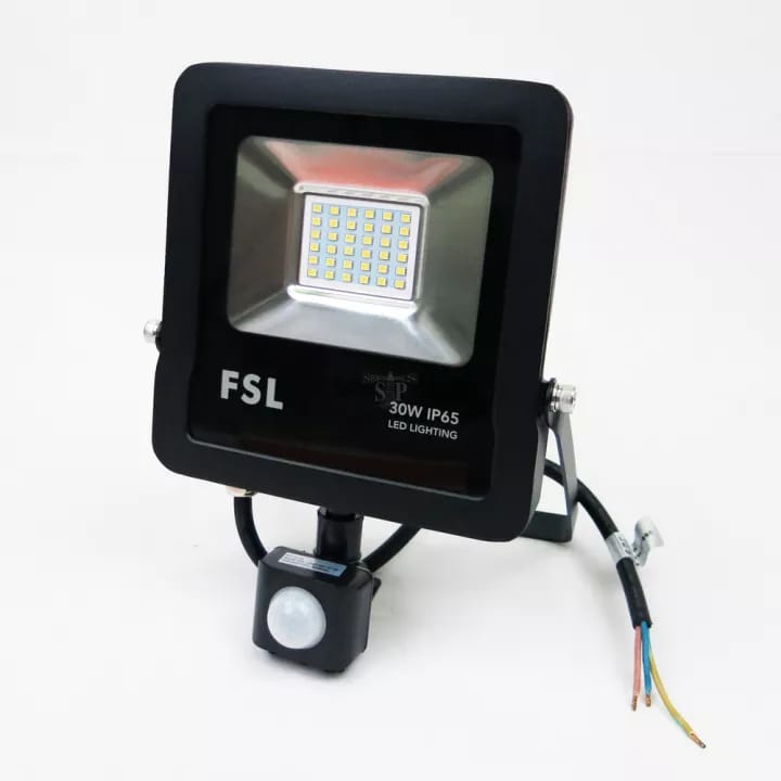 Outdoor Floodlight 30W Refletor SMD LED FloodLight Searchlight Daylight With PIR Motion Sensor Waterproof Wall Garage Stadium, football Field Light Waterproof Flood Light