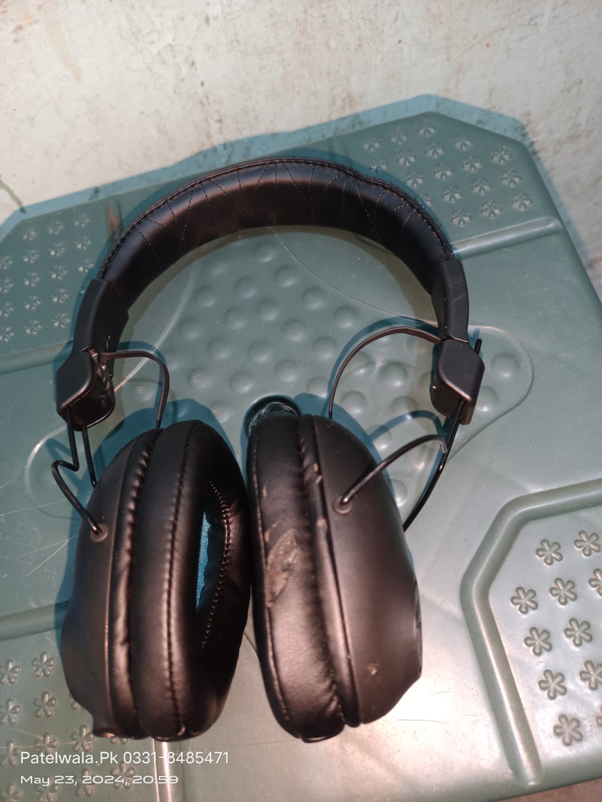 JLab Studio Pro Wireless Over-Ear Headphones – 50+ Hrs, Bluetooth 5, EQ3 Sound Good Condition