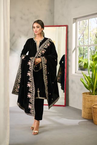 Luxury Velvet Embroidered Sequence Multiple Designs Winter Shawls For Women